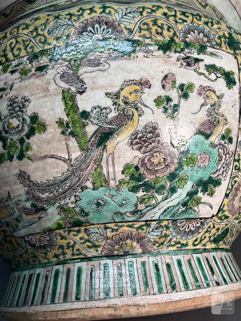 清光绪  素三彩花卉开光花鸟纹铺首缸 - 图13